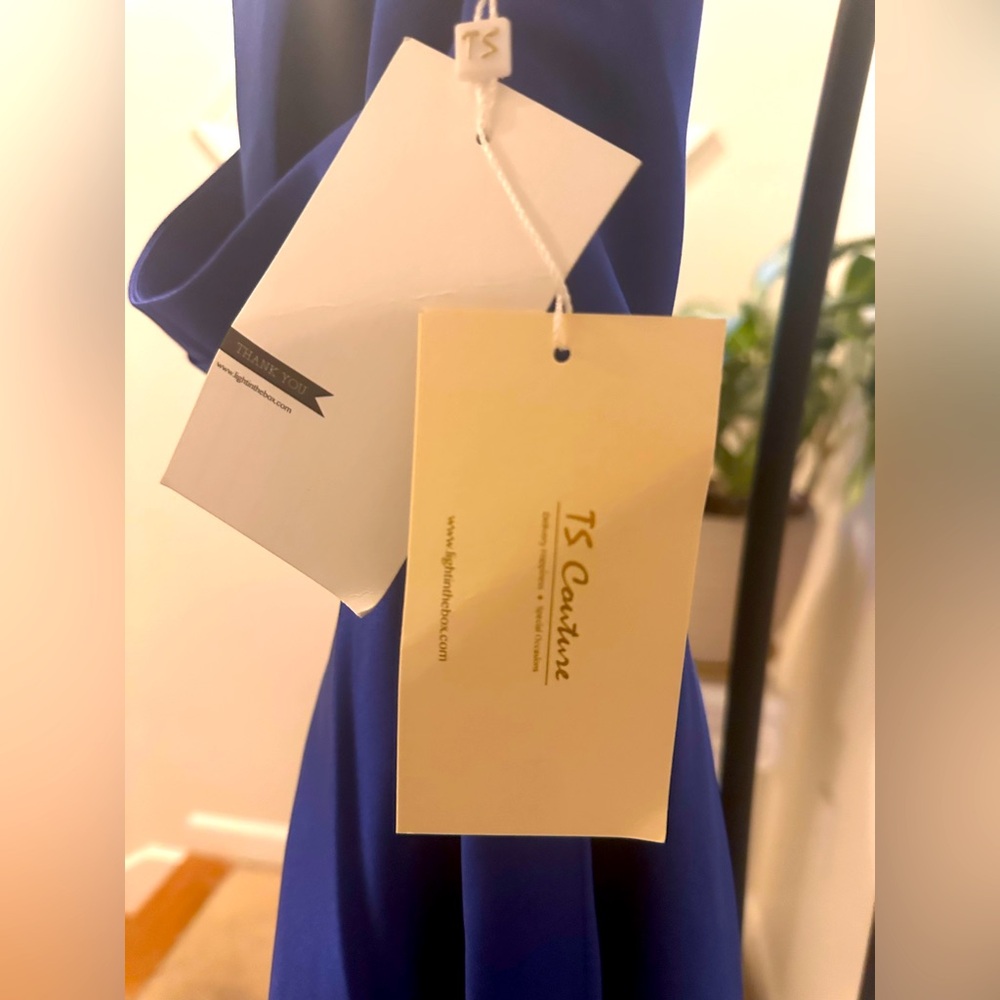 A-line Elegant Off-Shoulder Blue Gown - Picture 7 of 15